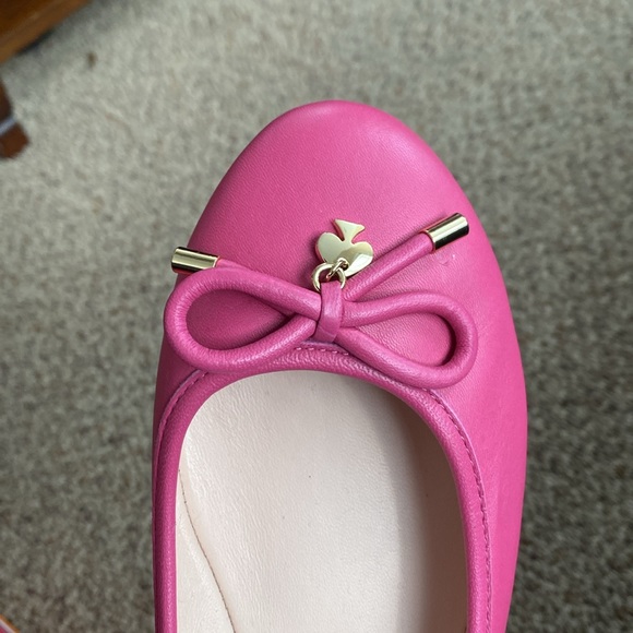 Beautiful and Fun Kate Spade Flats - Picture 2 of 5